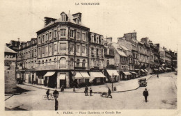 France > [61] Orne > Flers - Place Gambetta Et Grande Rue - 7654 - Flers