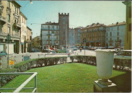 Asti (Piemonte) Piazza Statuto E Torre Mozza Dei Guttuari - Asti