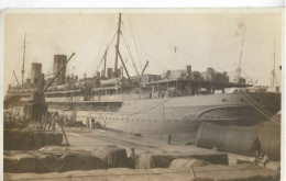 CP NON SITUEE CARTE PHOTO    BATEAU DE GUERRE 2 CHEMINEES - Warships