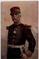 General Pau - Personen