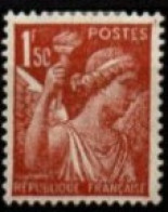 FRANCE   -  1944 .  Y&T N° 652 *.  Le 0 De La Valeur Est Cassé - Nuevos