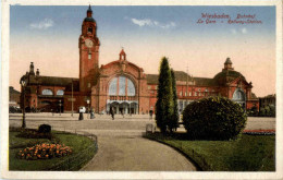 Wiesbaden - Bahnhof - Wiesbaden