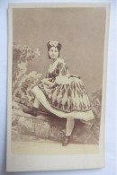 Photo CDV Danseuse Mlle Wolter II Ballet De L'Opéra Paris Par Disdéri Danse Fond Levert - Anciennes (Av. 1900)