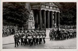 Berlin - Ehrenmal - Sonstige & Ohne Zuordnung