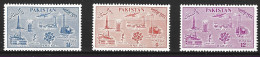 PAKISTAN. N°92/4 De 1957. Industries. - Usines & Industries