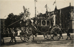 Kronprinzenpaar - Hochzeit - Brautwagen - Familles Royales