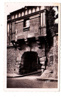 Mantes La Porte Aux Prêtres Porche Du Vieux Quartier De La Cathédrale - Mantes La Ville