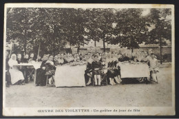 Amiens - Oeuvre Des Violettes - Un Goûter De Jour De Fête. - Amiens