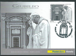 Italia 2015; Cartolina E Francobollo Con Papa Francesco Che Apre La Porta Santa Di San Pietro;annullo Speciale A Treviso - 2011-20: Marcofilie