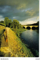 24 Vallée De La Dordogne LIMEUIL Entre Sarlat & Bergerac La Vézère Au Confluent De La Dordogne Beau Pont En 1981 - Bergerac