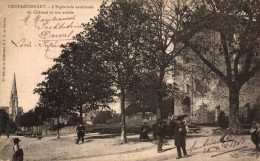 K0505 - CHÂTEAUBRIANT - D44 - L'Esplanade Extérieure Du Château Et Son Entrée - Châteaubriant