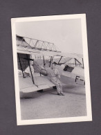 Photo Originale Vintage Snapshot Aviation Aviateur Avion Biplan à Identifier  (52974) - Aviación