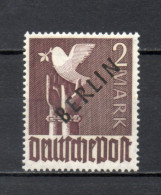 ALLEMAGNE BERLIN    N° 18   NEUF SANS CHARNIERE   COTE 85.00€   ZONES AAS SURCHARGE NOIRE BERLIN - Unused Stamps