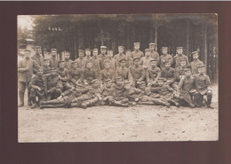 CPA - Militaria - Carte-photo WW1 - Groupe De Soldats Allemands - Regimente