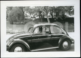 60s REAL ORIGINAL AMATEUR PHOTO  FOTO CAR VOITURE VW VOLKSWAGEN BEETLE COCCINELLE OVAL CAROCHA  AT119 - Cars