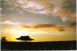 (99). Coree Du Sud. Coucher De Soleil Pagode - Corea Del Sur