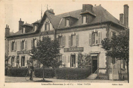 41 LAMOTTE BEUVRON. Pompe à Essence Eco Devant L'Hôtel Tatin Et Terminus 1935 - Lamotte Beuvron