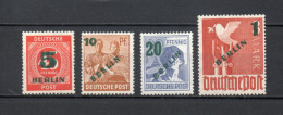 ALLEMAGNE BERLIN    N° 47 à 50   NEUFS SANS CHARNIERE   COTE 330.00€   ZONES AAS SURCHARGE - Unused Stamps