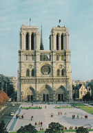 75, Paris, La Place Du Parvis Notre Dame - Notre Dame De Paris