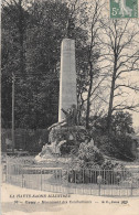 70 GRAY LA JOLIE  Le Monument Des Combatants   N° 39 \ML4002 - Gray