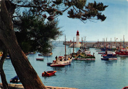 17 ÎLE D' OLERON  Le Port De La Cotinière    N° 23 \ML4005 - Ile D'Oléron