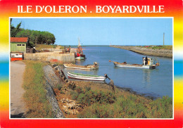 17 ILE D'OLERON BOYARDVILLE  Entrée Du Port Le Chenal De La Perrotine    N° 60 \ML4005 - Ile D'Oléron