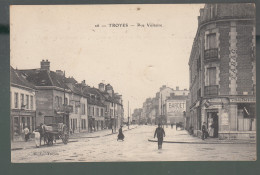 CP - 10 - Troyes - Rue Voltaire - Troyes