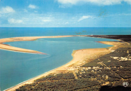 17 Les Mathes La Palmyre Plage Et Parc Résidentiel Baie De Bonne Anse Et Phare   N° 60 \ML4008 - Les Mathes