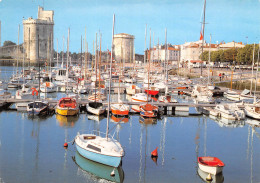 17 LA ROCHELLE  Pêche Promenade Et Petits Voiliers  N° 60 \ML4011 - La Rochelle