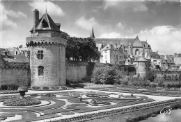 56  VANNES Anciens Remparts Tour Et Jardins De La Garenne   N° 59 \ML4016 - Vannes