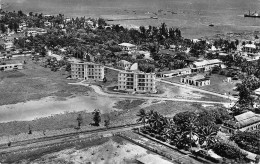 GABON PORT GENTIL Ile Mandji Vue Aérienne Sur Les Immeubles Administratifs   N° 15 \ML4017 - Gabun