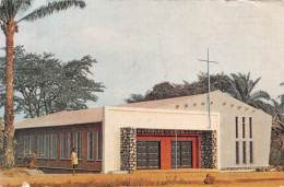 CAMEROUN KRIBI église Moderne  N° 39 \ML4024 - Cameroon