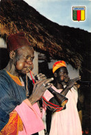 CAMEROUN Musicien Au Village   N° 62 \ML4024 - Kamerun