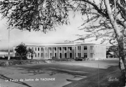 CAMEROUN YAOUNDE Le Palais De Justice N° 69 \ML4025 - Camerún