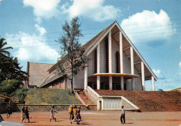 CAMEROUN YAOUNDE La Cathédrale N° 71 \ML4025 - Cameroon