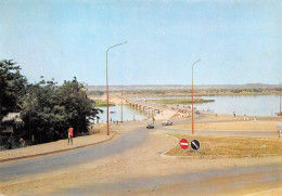 NIGER NIAMEY  Le Pont John Kennedy   Photo Studio Kap Carte Vierge  N° 1 \ML4027 - Niger