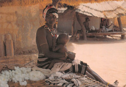 SENEGAL - Maternité En Brousse éd Africa DAKAR  N° 63 \ML4030 - Sénégal