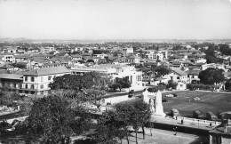 SENEGAL DAKAR Vue Générale Parking Et Monument Aux Morts Carte Vierge (2 Scans) N° 42 \ML4033 - Senegal