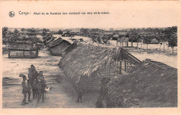 Mbull Chez Les Basakata, Type De Village De Plaine Belgisch Opper Congo  CONGO Belge  (2 Scans) N° 33 \ML4034 - Belgisch-Kongo