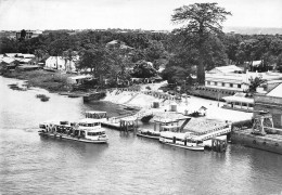 CONGO BRAZZAVILLE Le Beach Appontement Embarcadère Vers Léopoldville Le Congolia  (2 Scans)N° 16 \ML4036 - Brazzaville