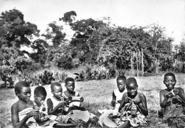 CONGO BRAZZAVILLE ZANAGA Jeunes Filles Tricotant (2 Scans)N° 34 \ML4036 - Brazzaville