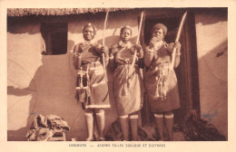 AFRIQUE DU SUD South Africa Lesotho  Basutoland - Lessouto - Jeunes Filles Zoulous Et Guitares   (2 Scans)N° 25 \ML4038 - South Africa