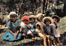 MADAGASCAR  Enfants Des Hauts Plateaux  Augustine Du Précieux Sang  Tananarive Antananarivo (Scans R/V) N° 21 \ML4041 - Madagascar