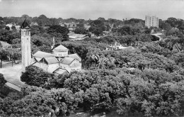 Guinée Française CONAKRY La Cathédrale Vue Du Ciel Carte Vierge Non Circulé Konakry  (Scans R/V) N° 5 \ML4051 - French Guinea