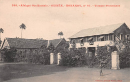 Guinée Française CONAKRY Entrée Du Presbytère Temple Protestant Carte Vierge Non Circulé Konakry(Scans R/V) N° 6 \ML4051 - French Guinea