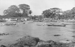 Guinée Française CONAKRY Côtres Et Barques Au Port De Pêche  (Scans R/V) N° 41 \ML4051 - Guinée Française