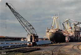17  ROCHEFORT SUR MER Cargo Russe Pcknec Au Port   (Scans R/V) N° 41 \ML4059 - Rochefort