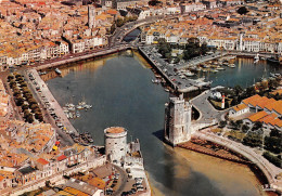 17 LA ROCHELLE Vue Aérienne Panoramique Du Port Et Du Bassin Des Yachts  Non Circulé (Scans R/V) N° 8 \ML4066 - La Rochelle