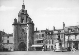 17 LA ROCHELLE  Le Café MODERNE Et La Statue De L'Amiral Duperré  (Scans R/V) N° 28 \ML4067 - La Rochelle