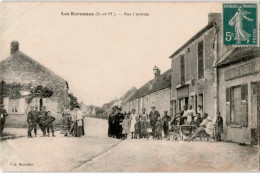 LES ECRENNES: Rue Centrale - Très Bon état - Autres & Non Classés